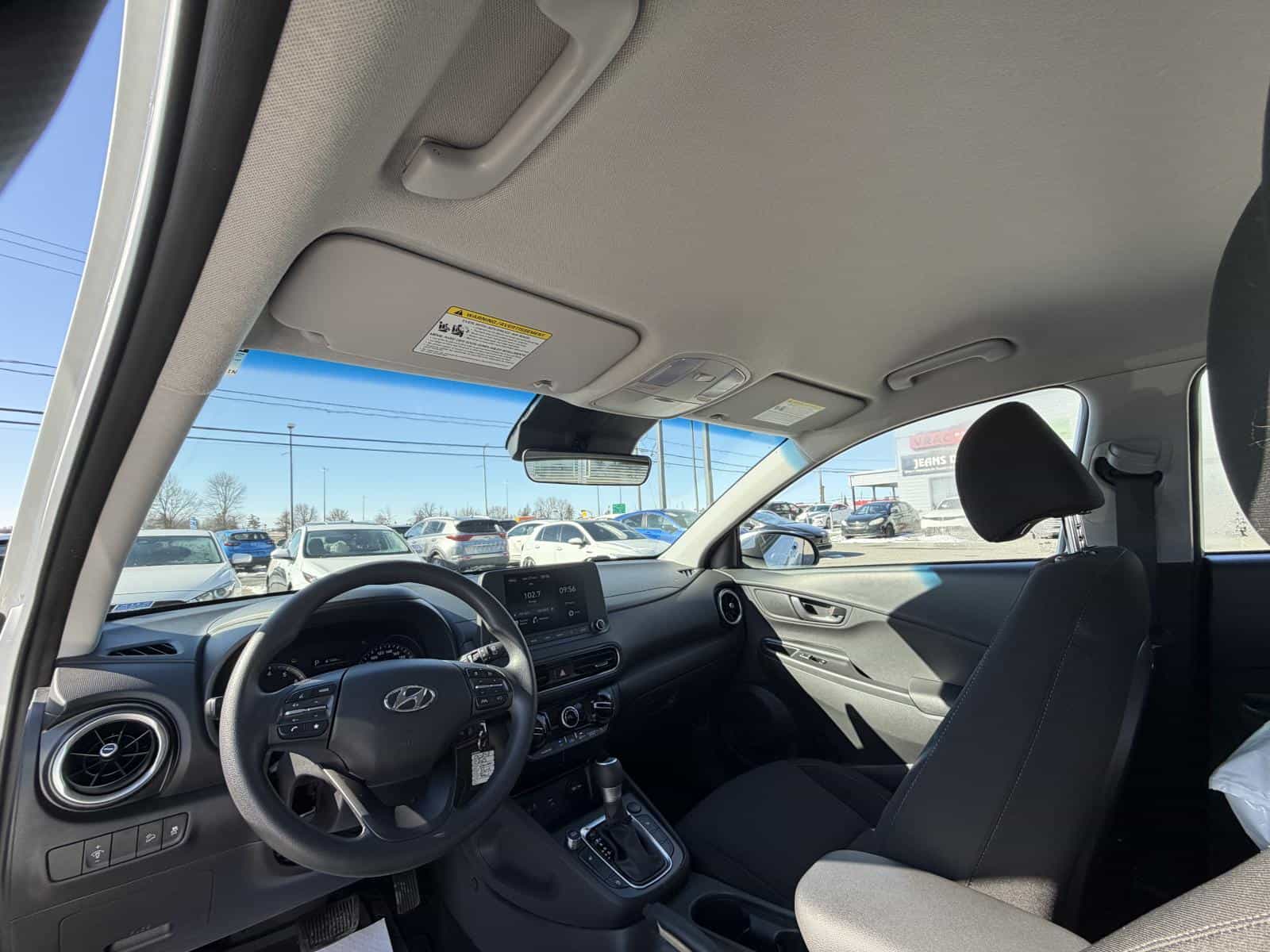 2023 Hyundai Kona Essential - Image 14