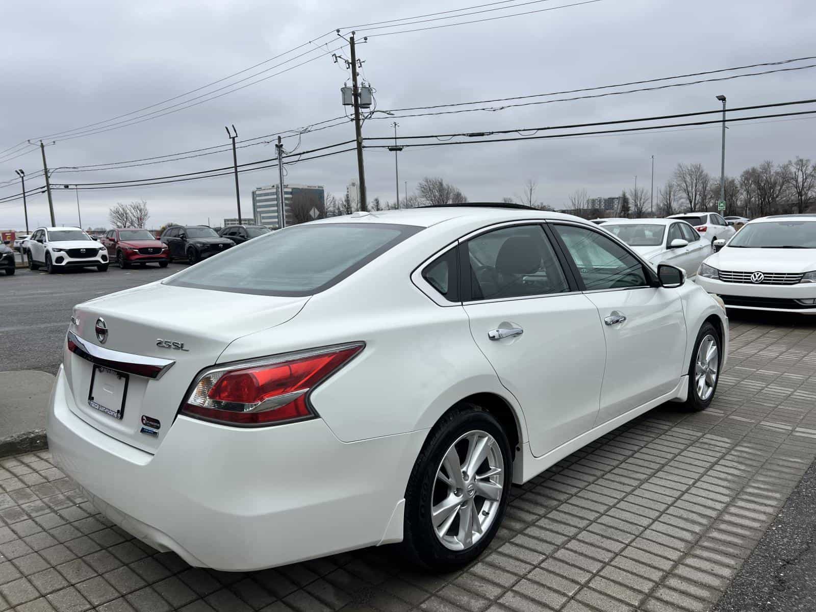 Image 5 Nissan Altima SL 2014