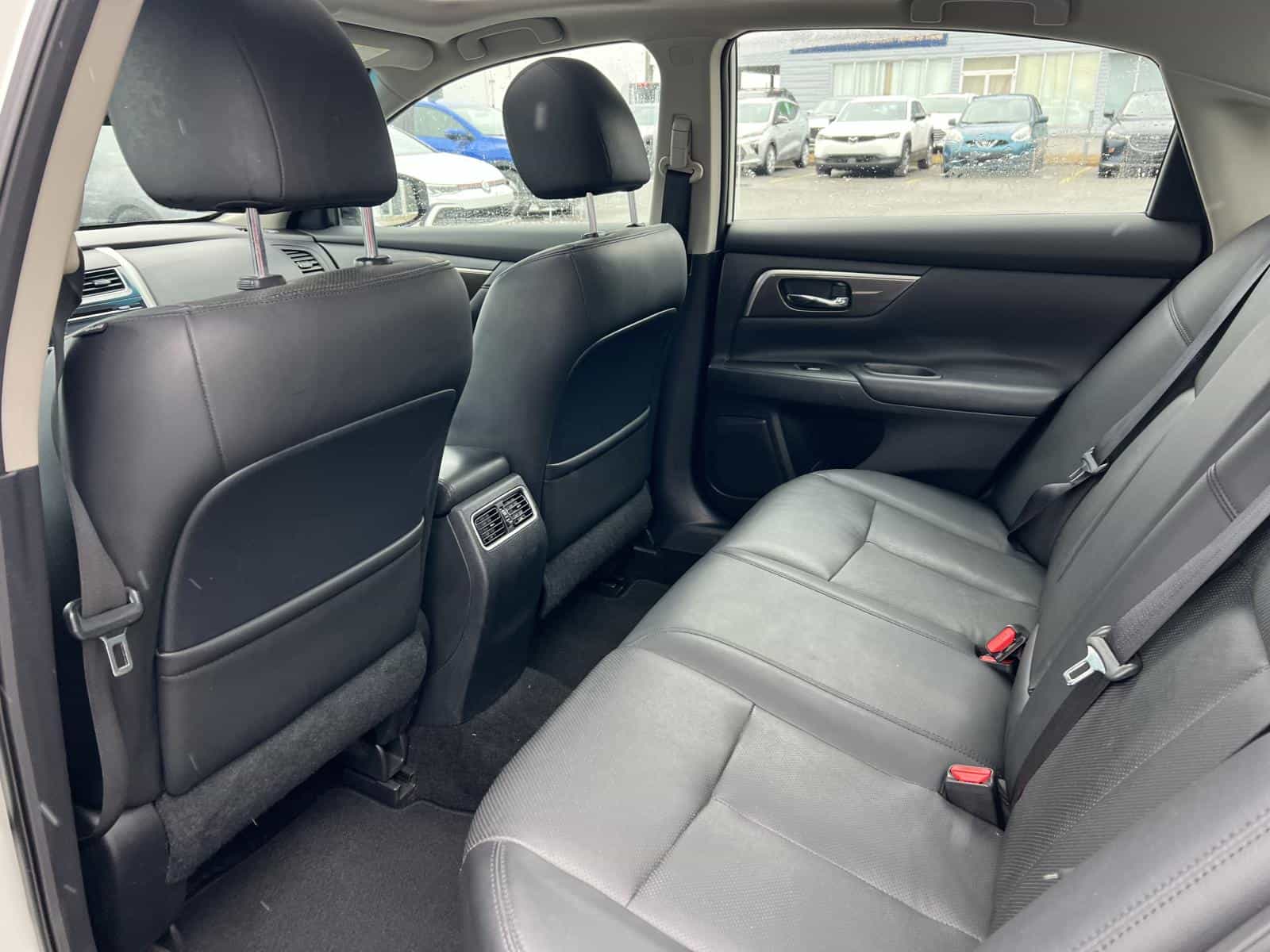 Image 11 Nissan Altima SL 2014