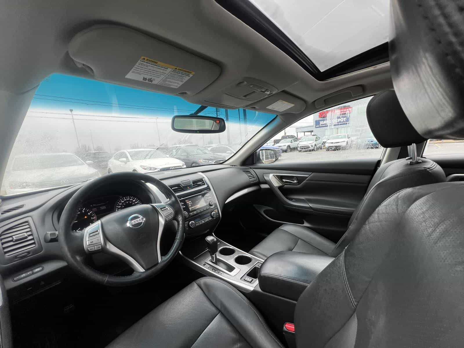 Image 15 Nissan Altima SL 2014