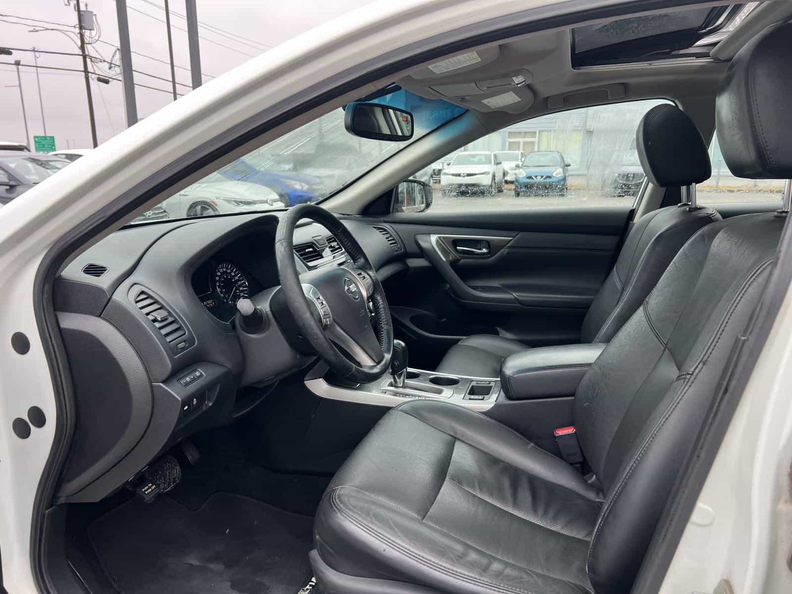 Image 13 Nissan Altima SL 2014