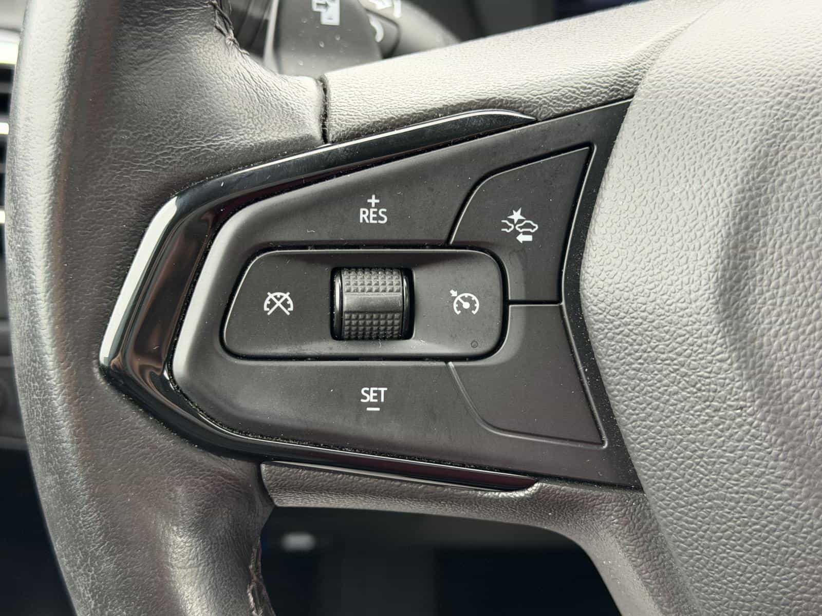 Image 14 Chevrolet Bolt EUV LT 2023