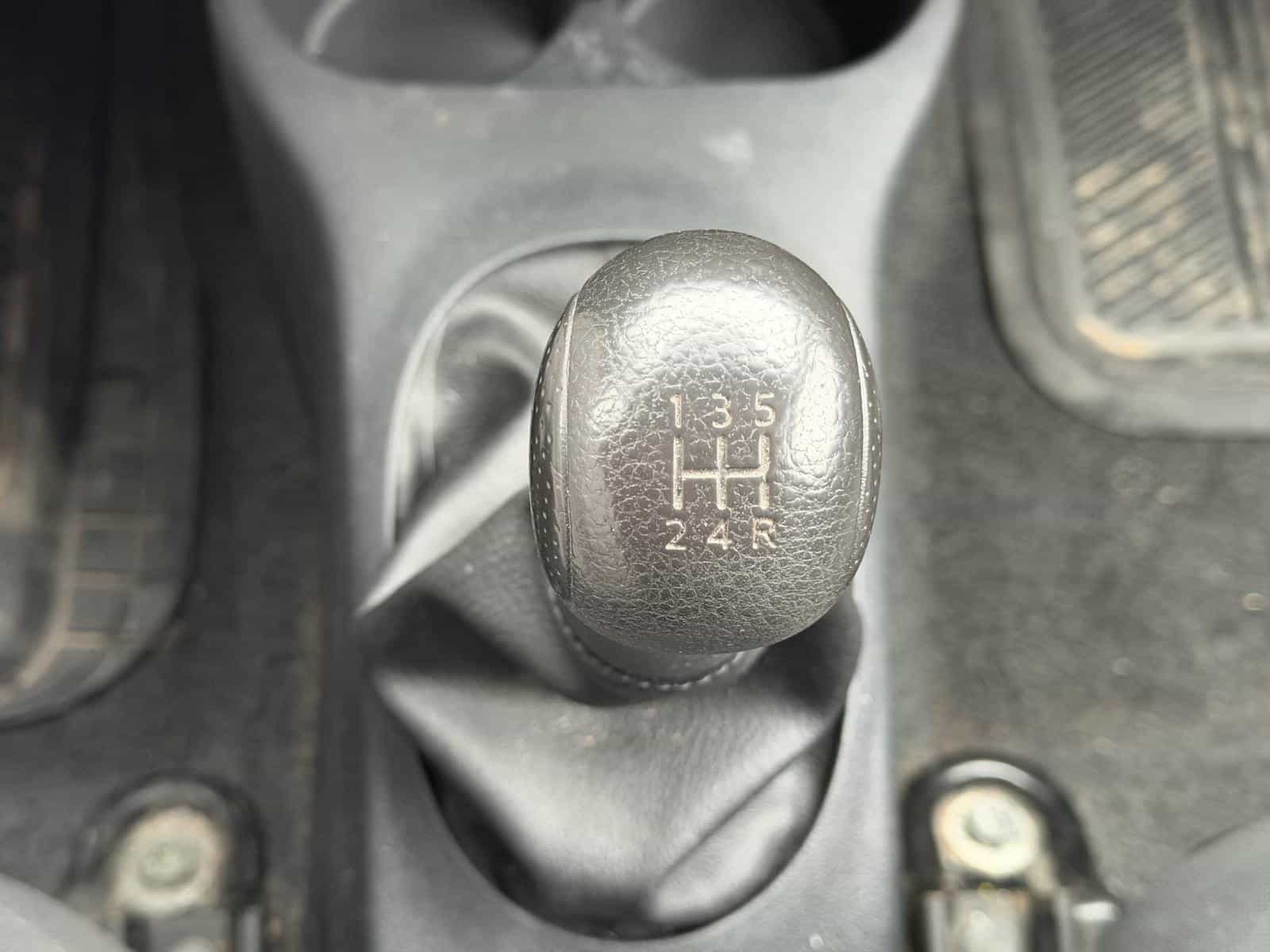 Image 21 Nissan Micra SV 2015