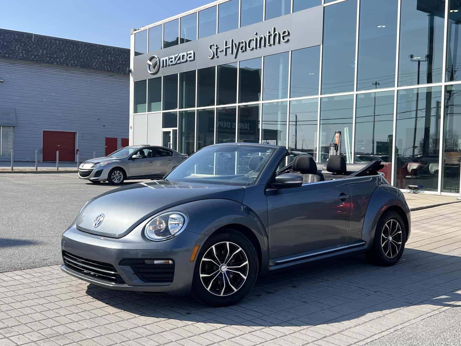 2017 Volkswagen Beetle 1.8 TSI - Image 1