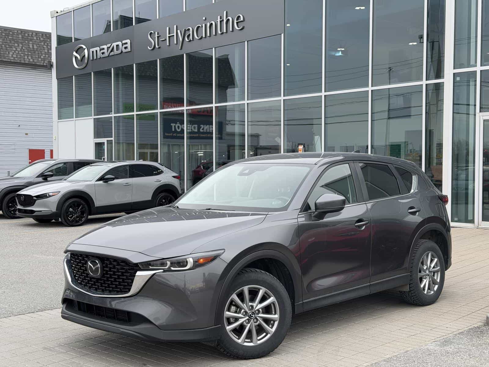 2022 Mazda CX-5 GS - Image 1