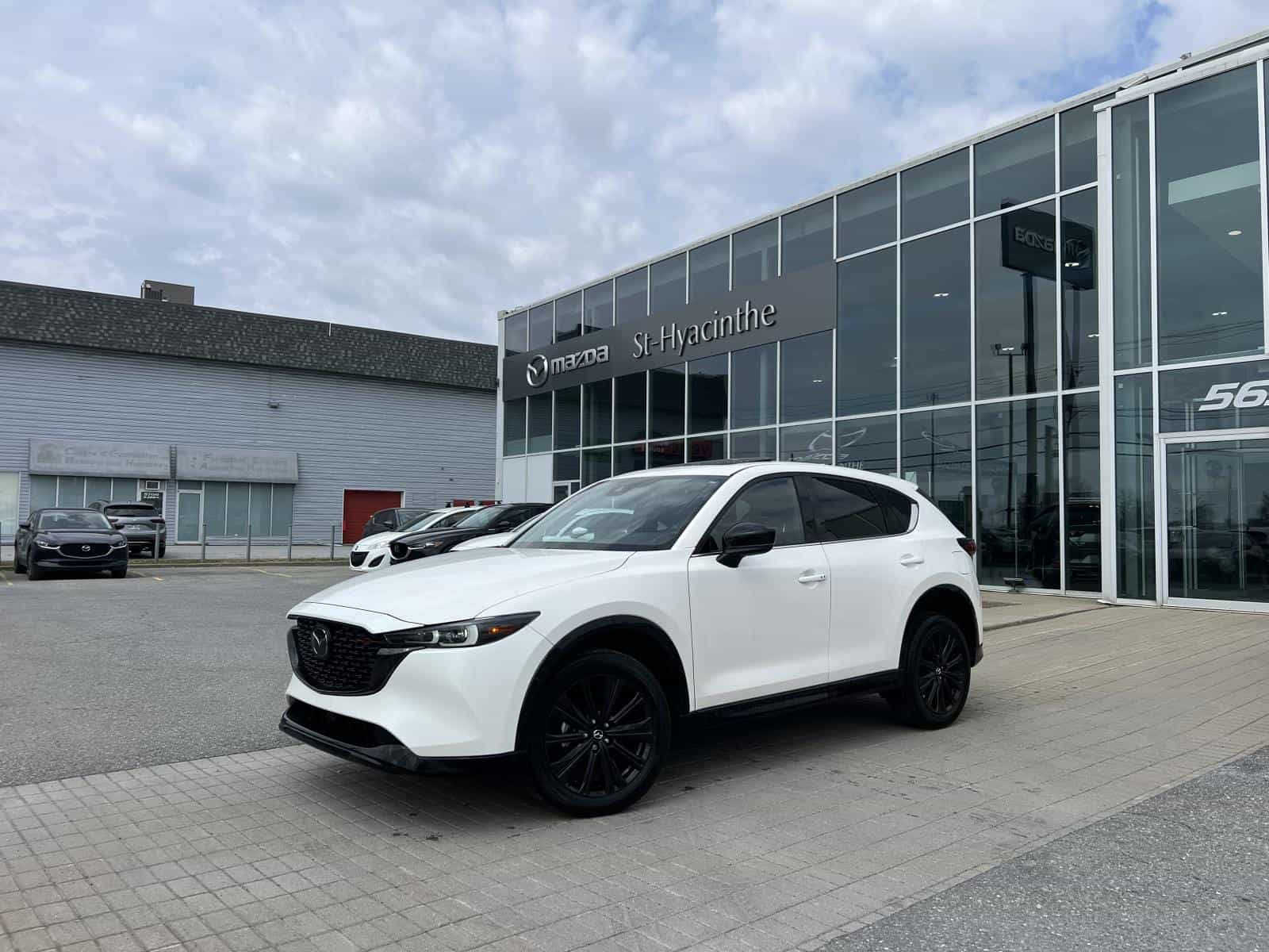 2022 Mazda CX-5 GT Sport - Image 1