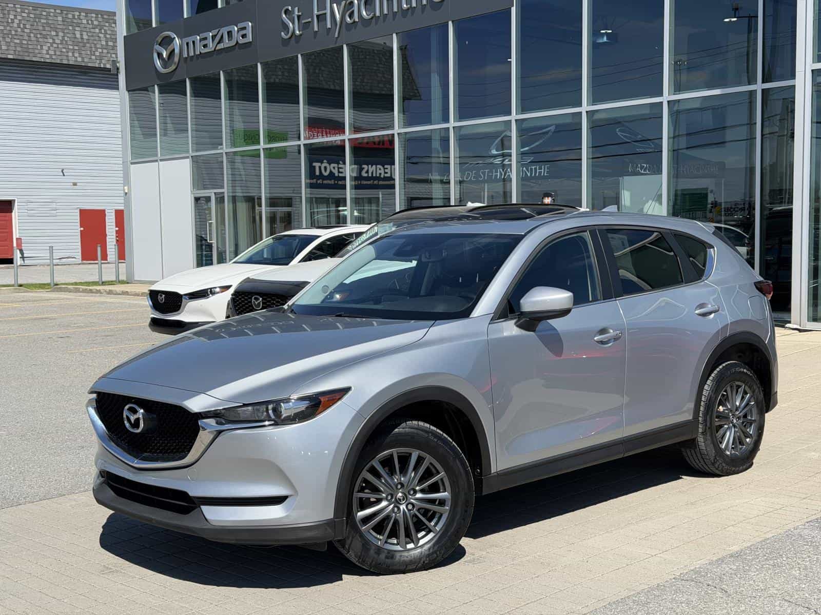 2017 Mazda CX-5 GS - Image 1