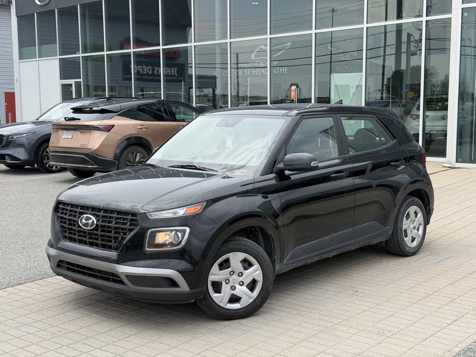 2022 Hyundai Venue Essential - Image 1