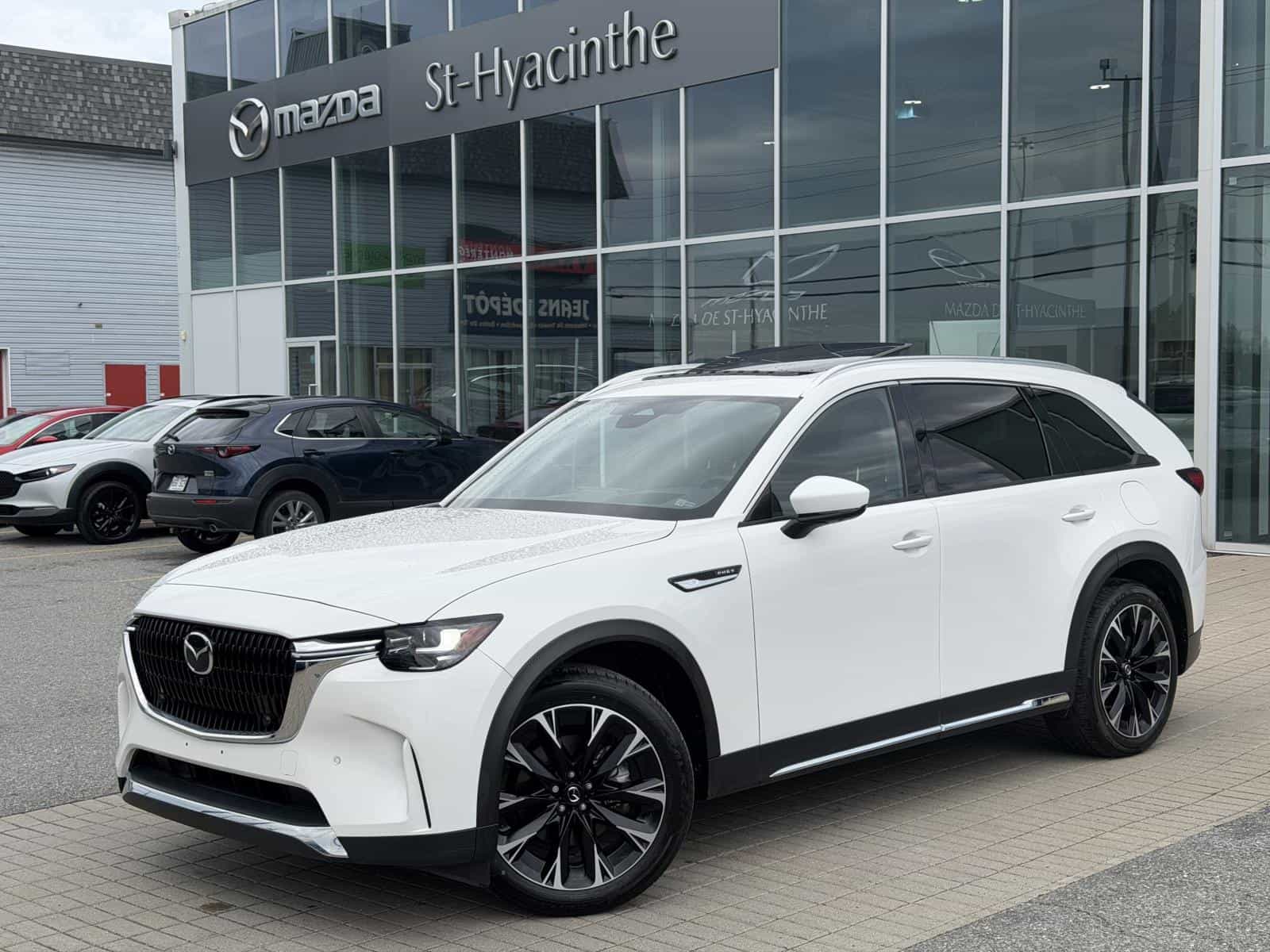 2024 Mazda CX-90 GT PHEV - Image 1