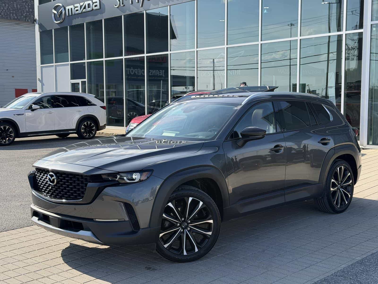 2024 Mazda CX-50 GT w/Turbo - Image 1