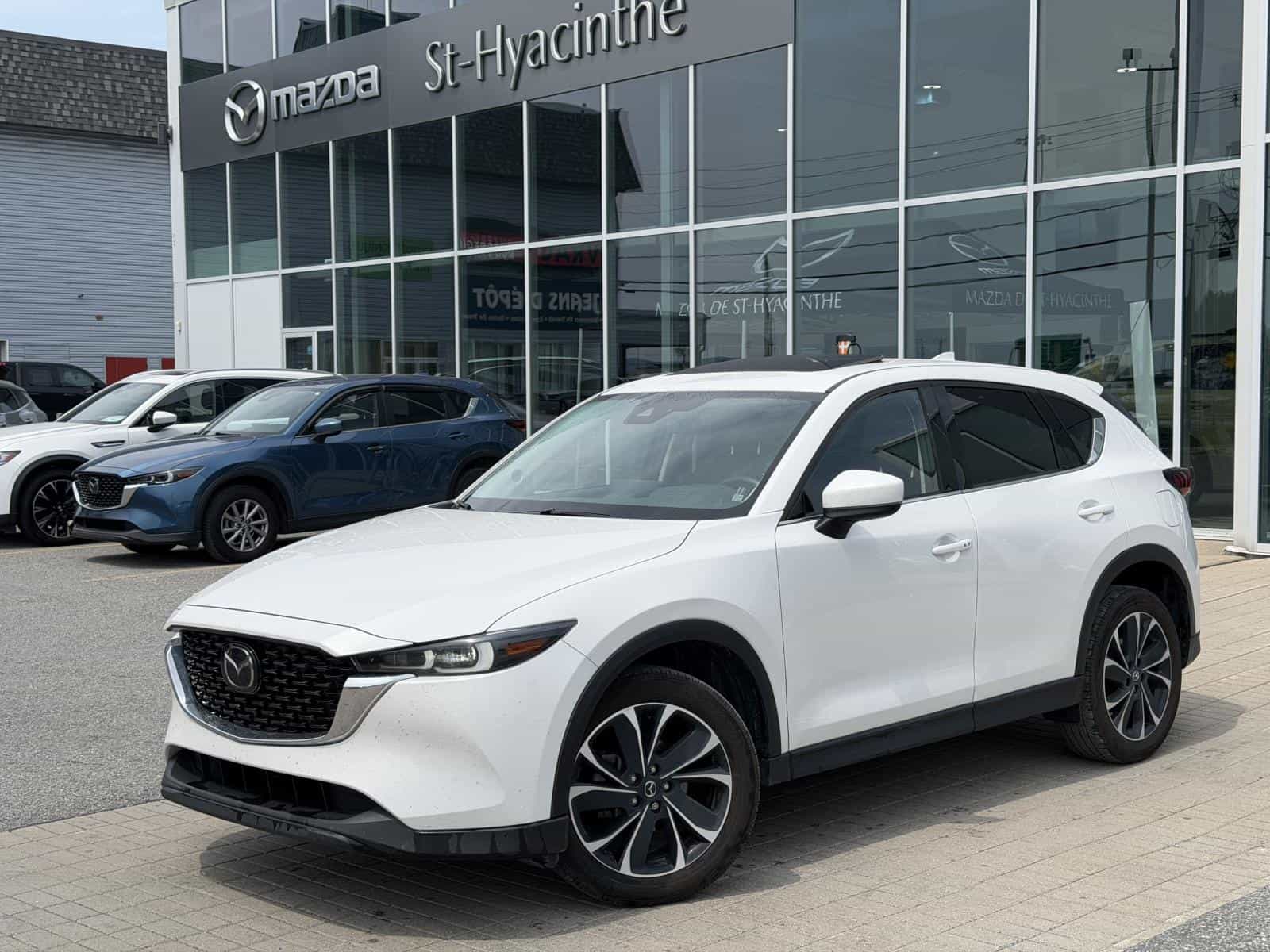 2023 Mazda CX-5 GT - Image 1