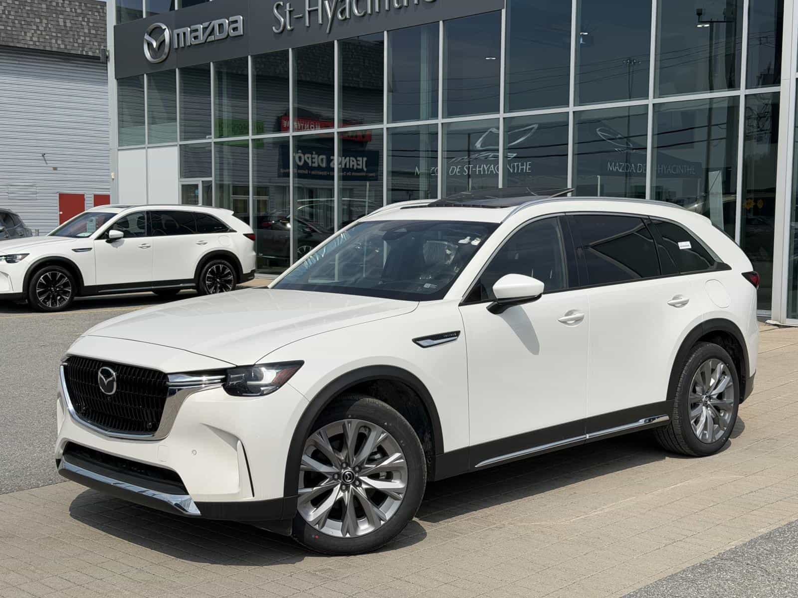 2025 Mazda CX-90 GT-P MHEV - Image 1