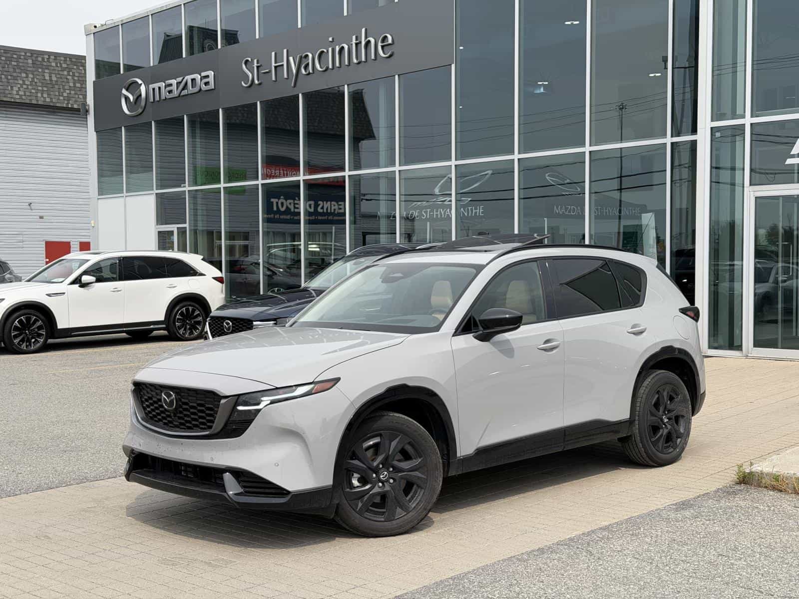 Image 1 Mazda CX-5 GT Premium 2026