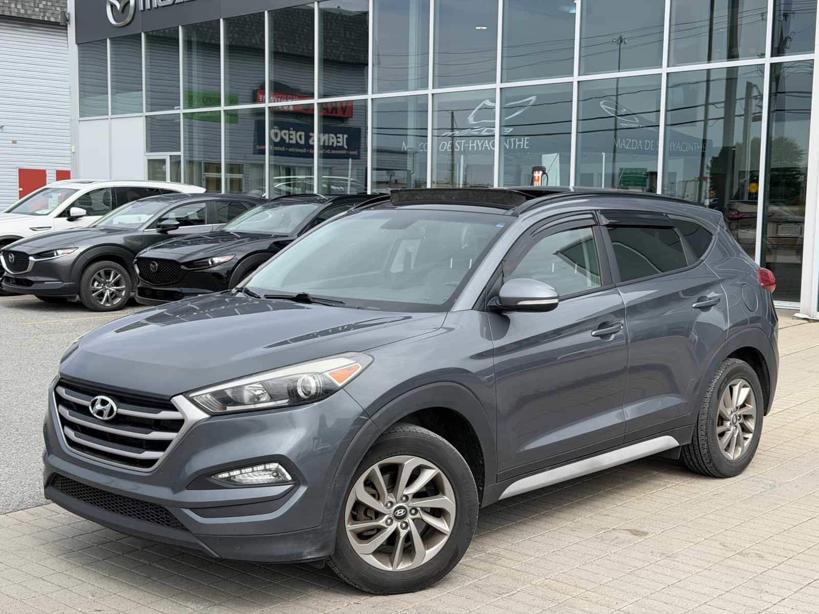 2017 Hyundai Tucson SE - Image 1