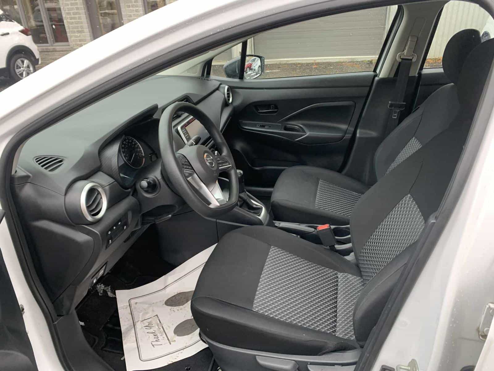 Image 8 Nissan Versa S 2021