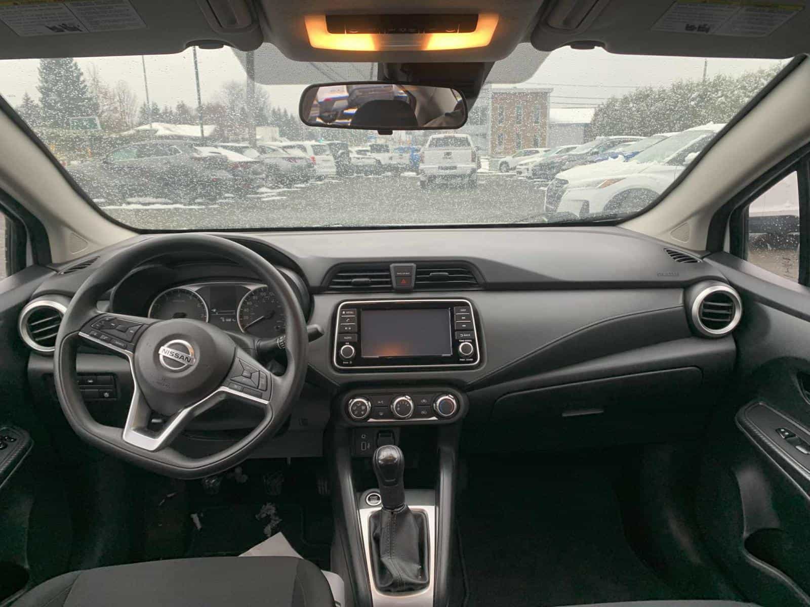 Image 24 Nissan Versa S 2021