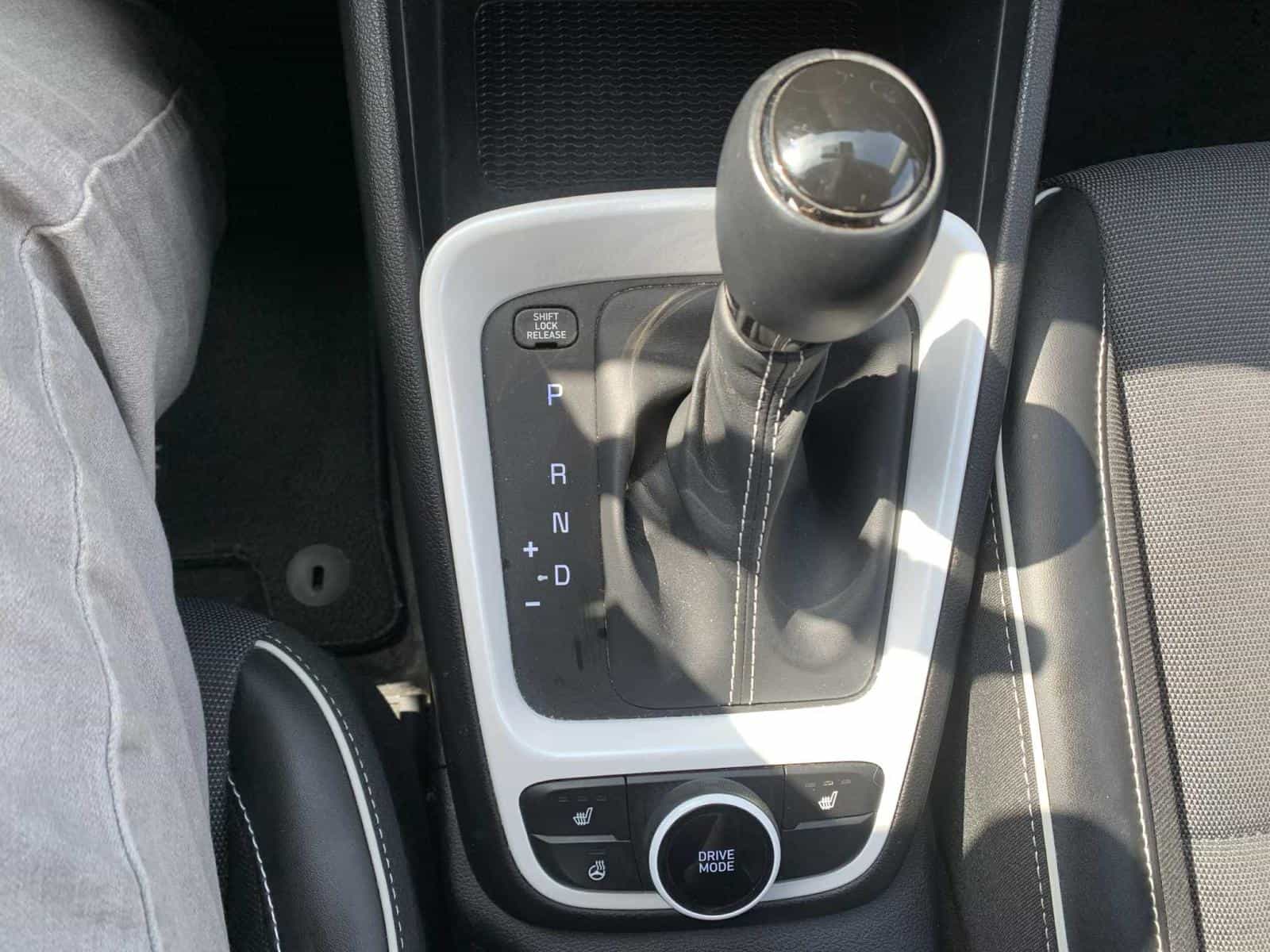 2021 Hyundai Venue Ultimate Urban Denim - Image 27