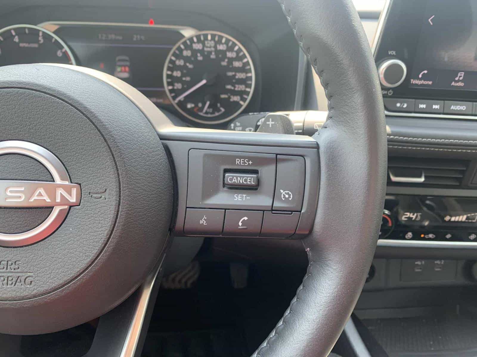 Image 18 Nissan Rogue S 2024