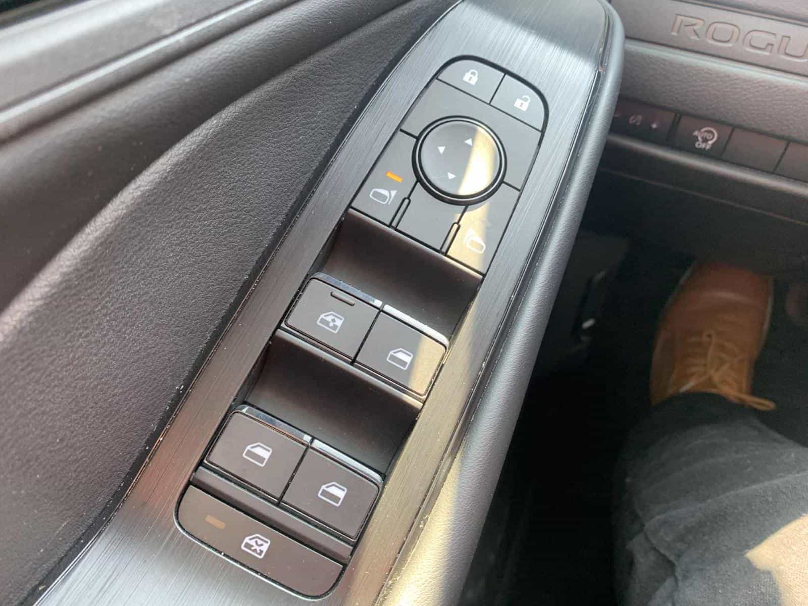 Image 14 Nissan Rogue S 2024