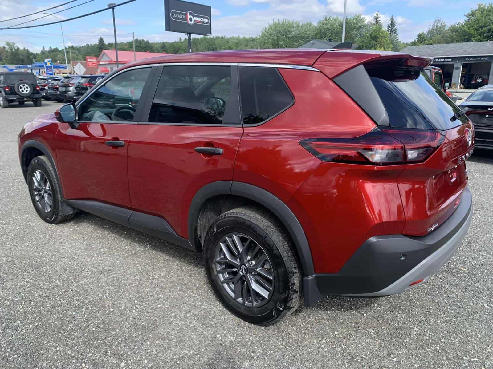 2023 Nissan Rogue S - Image 5