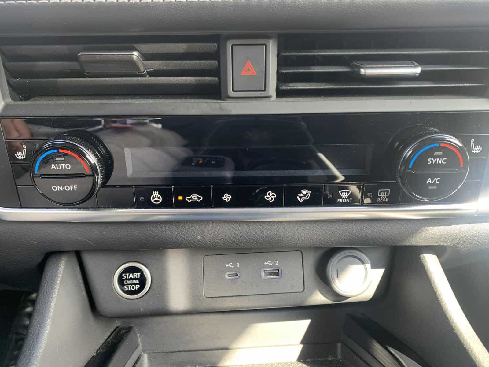 2023 Nissan Rogue S - Image 25