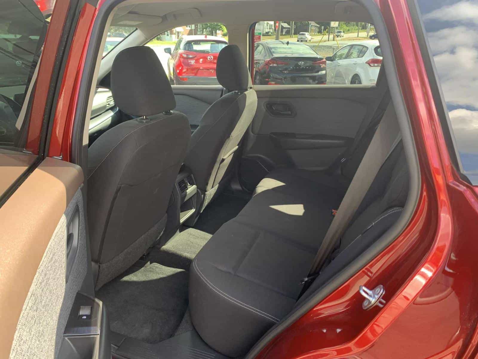 2023 Nissan Rogue S - Image 17