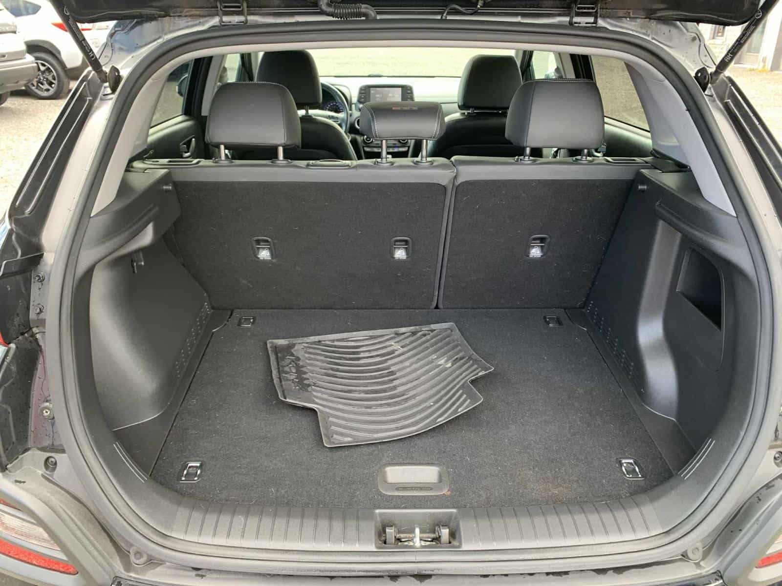 2020 Hyundai Kona Luxury - Image 9