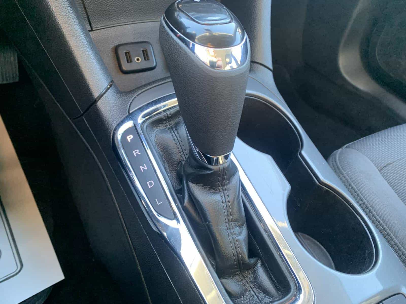 2019 Chevrolet Cruze LT - Image 26