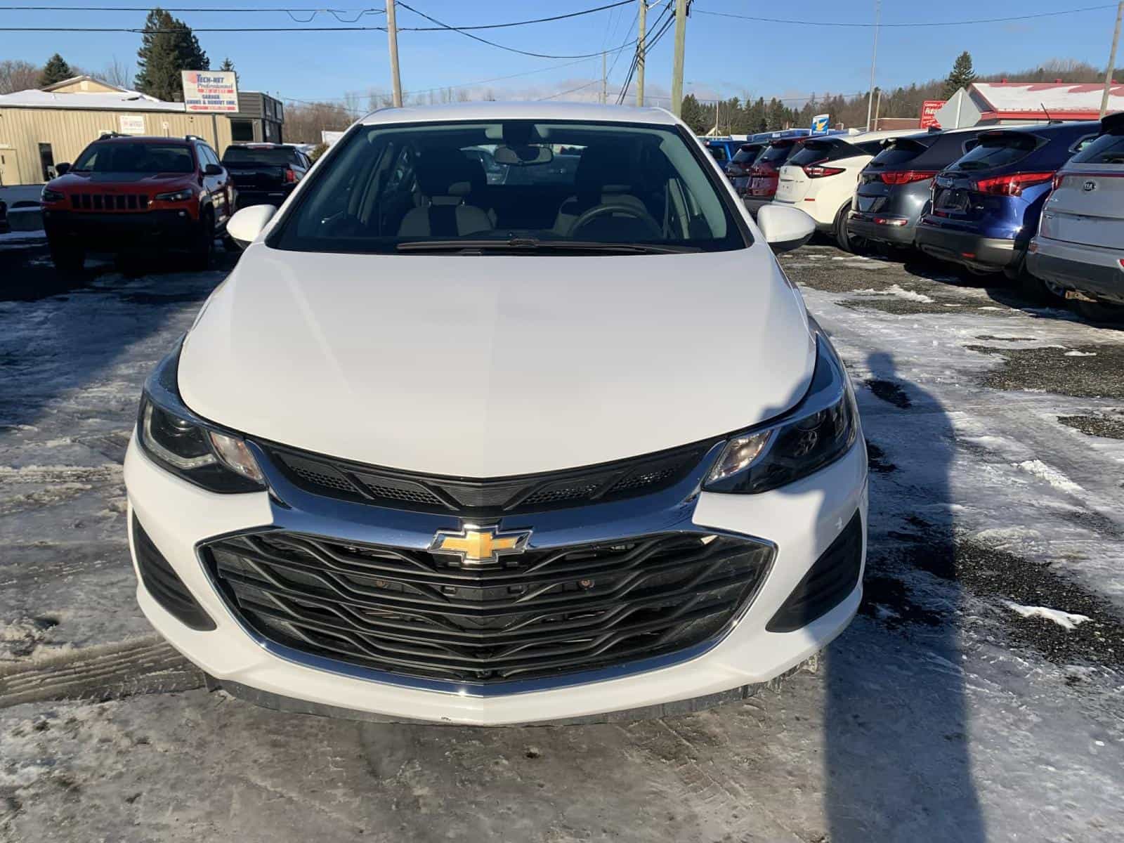 2019 Chevrolet Cruze LT - Image 16