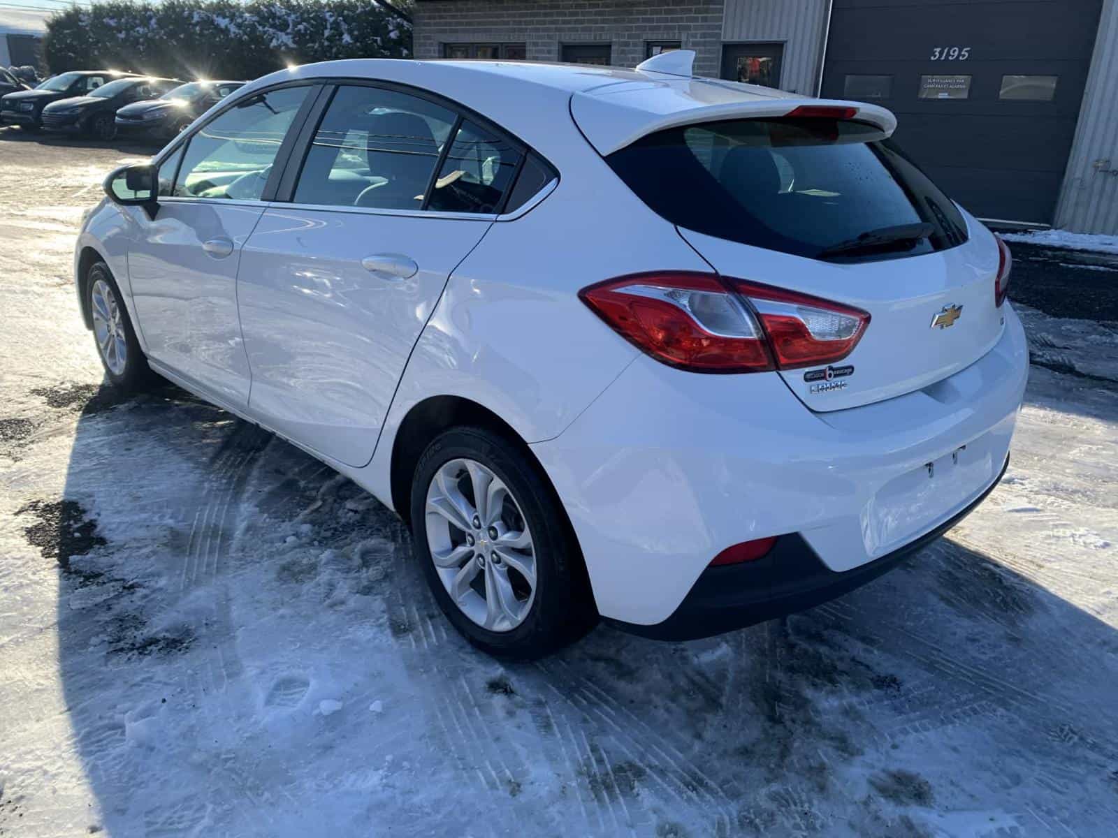 2019 Chevrolet Cruze LT - Image 5