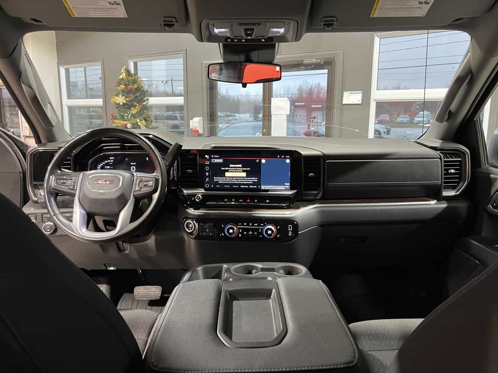 Image 30 GMC Sierra 1500 SLE 2024