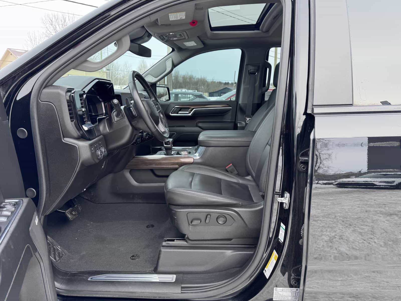 Image 14 Chevrolet Silverado 1500 RST 2024