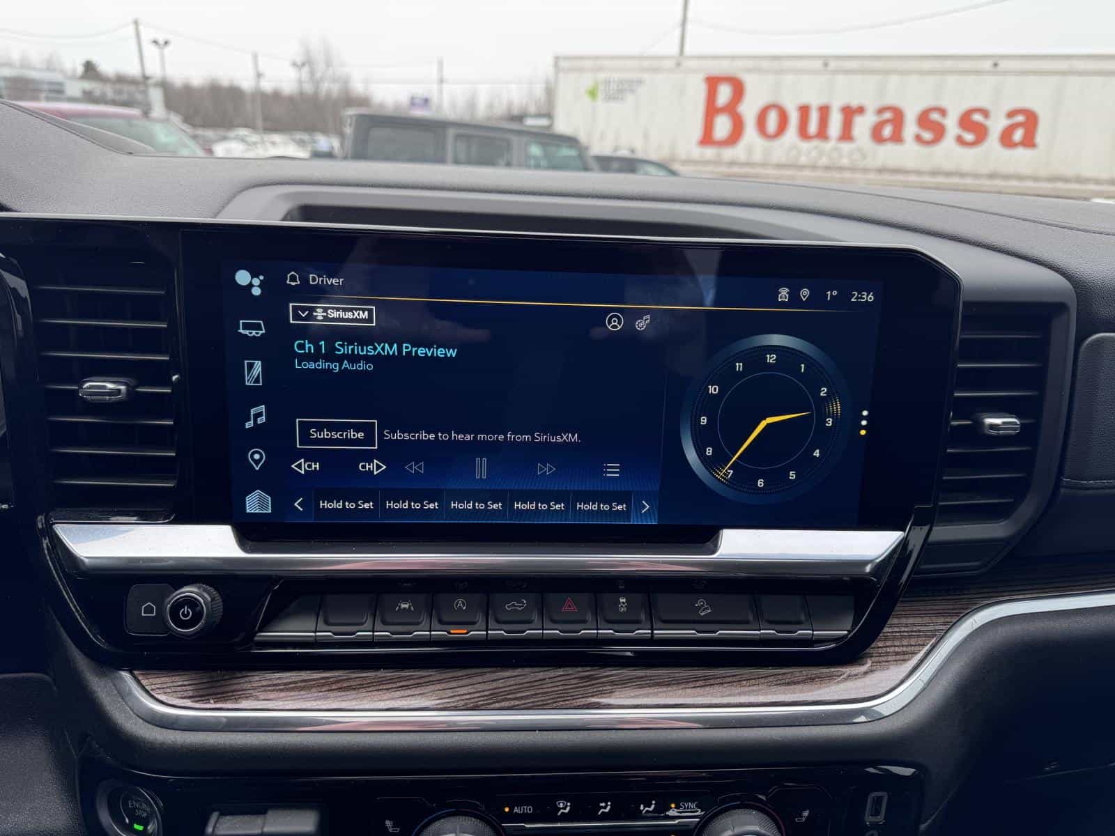 2024 Chevrolet Silverado 1500 RST - Image 23