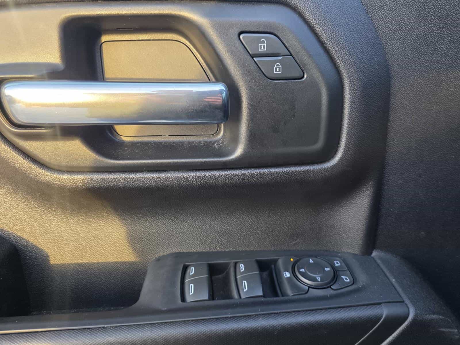 Image 18 Chevrolet Silverado 1500 Custom Trail Boss 2024