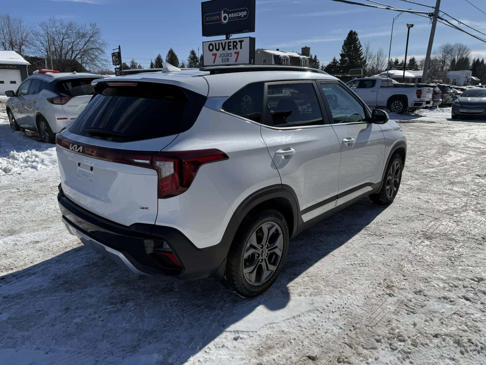 2024 Kia Seltos EX - Image 4