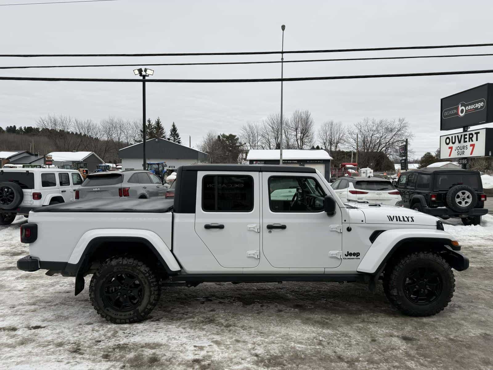 Image 12 Jeep Gladiator Willy's 2022