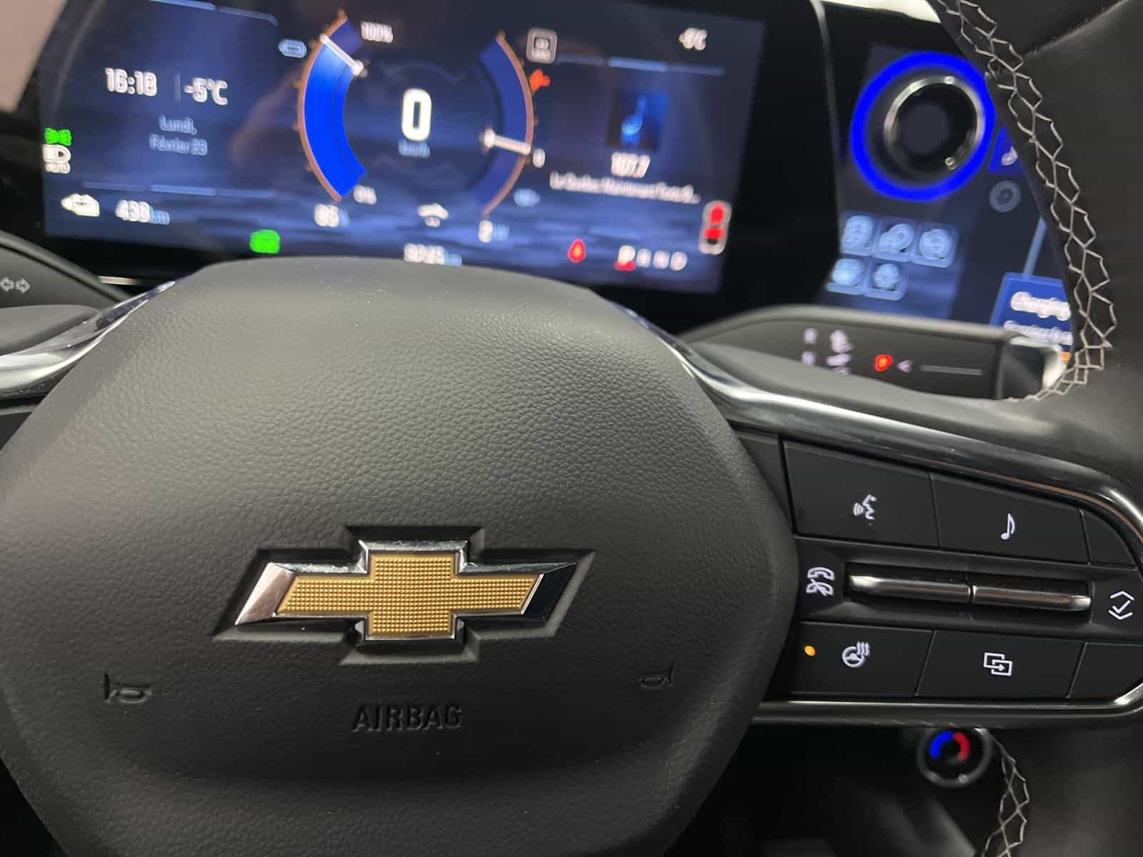 Image 15 Chevrolet Equinox EV 2LT 2024