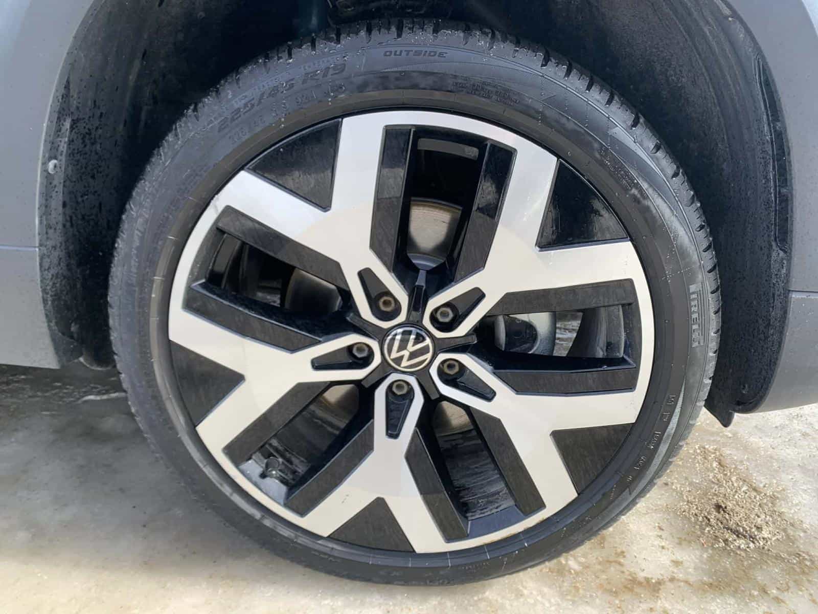 2022 Volkswagen Taos Highline - Image 30