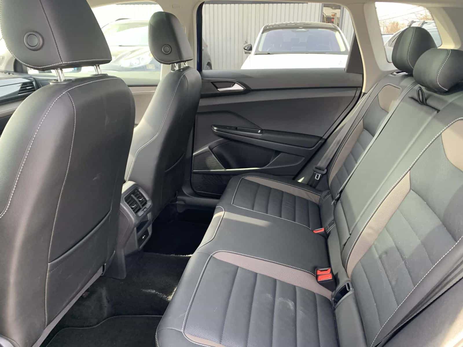 Image 8 Volkswagen Taos Highline 2022