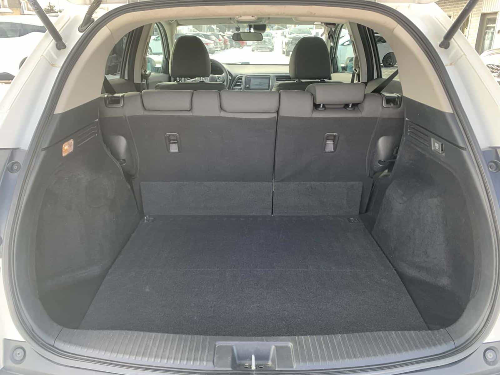 2021 Honda HR-V LX - Image 9