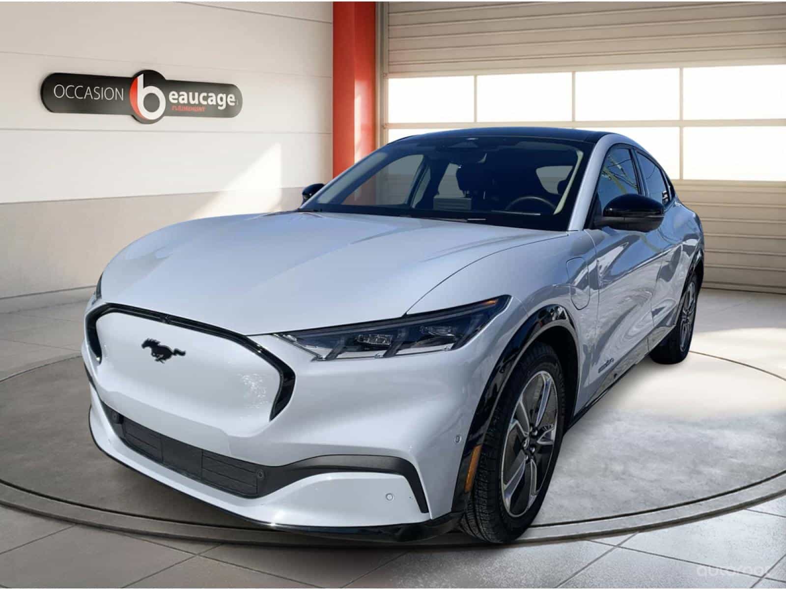 Image 1 Ford Mustang MACH-E Premium 2023