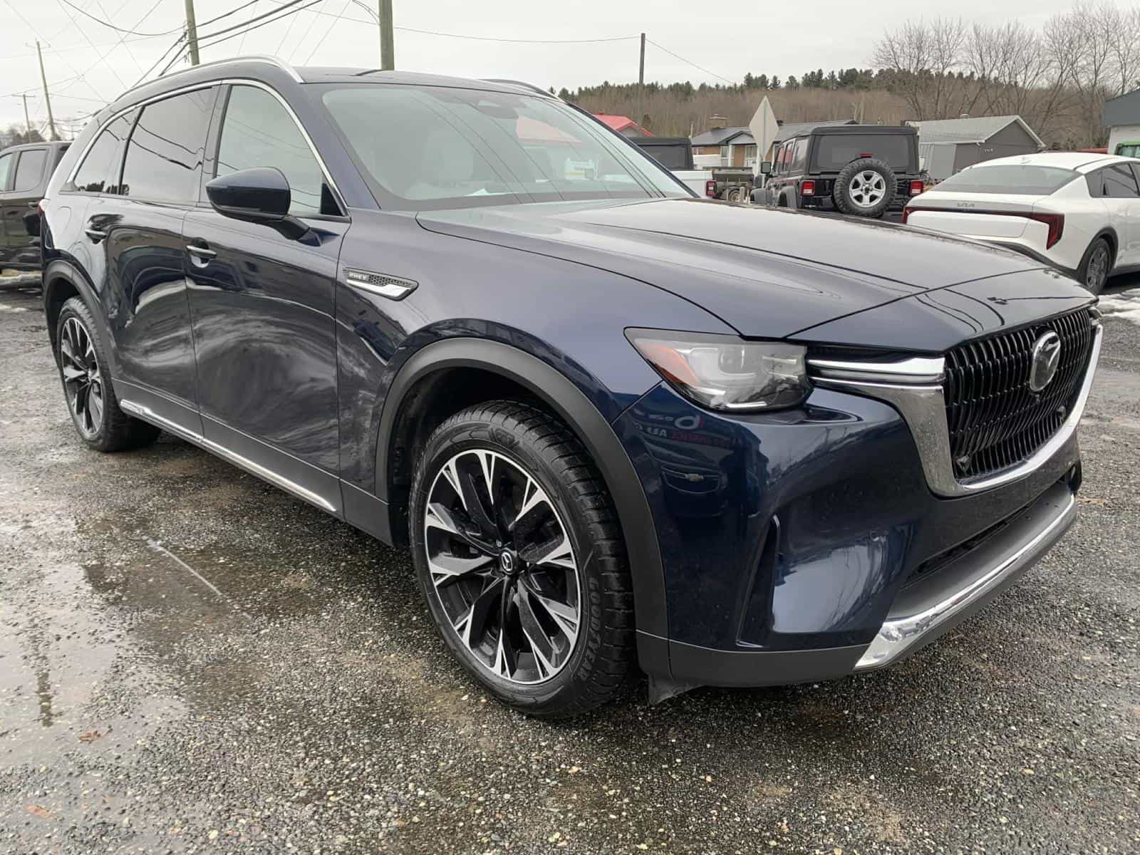 2025 Mazda CX-90 GT PHEV - Image 3