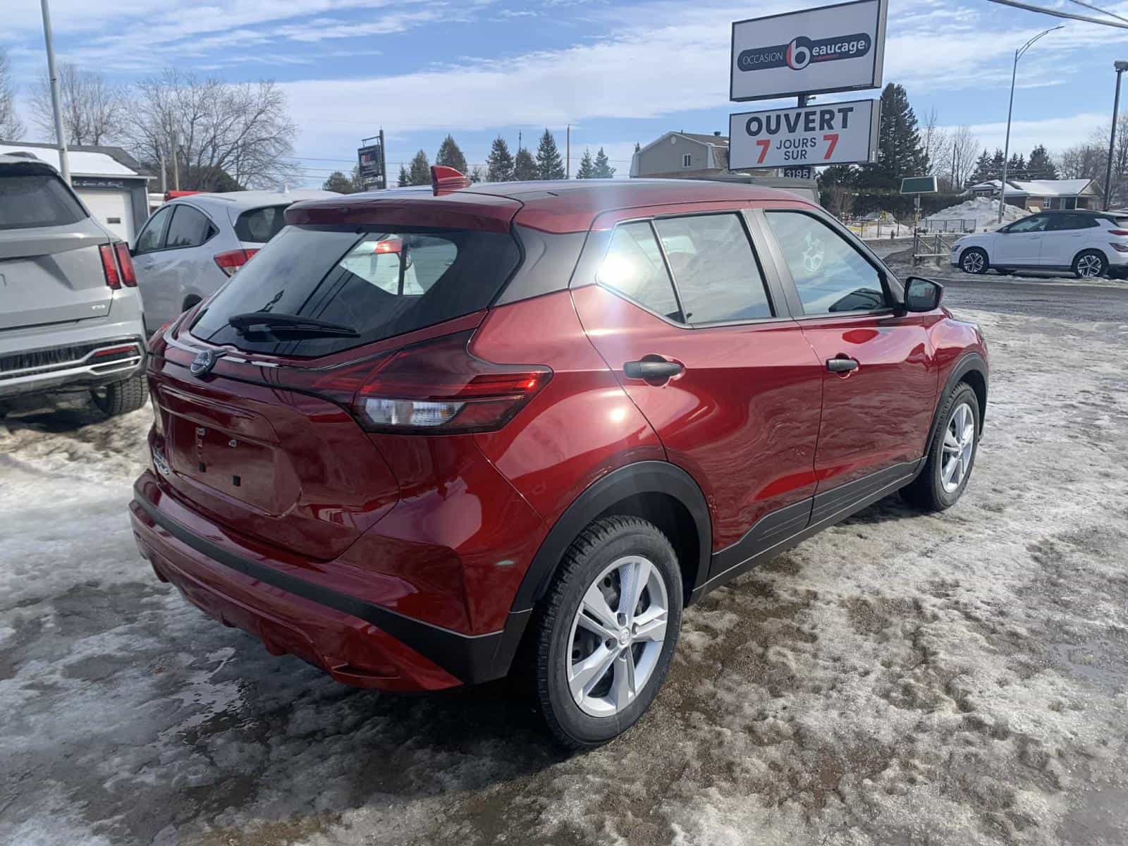 Image 4 Nissan Kicks Play S 2025