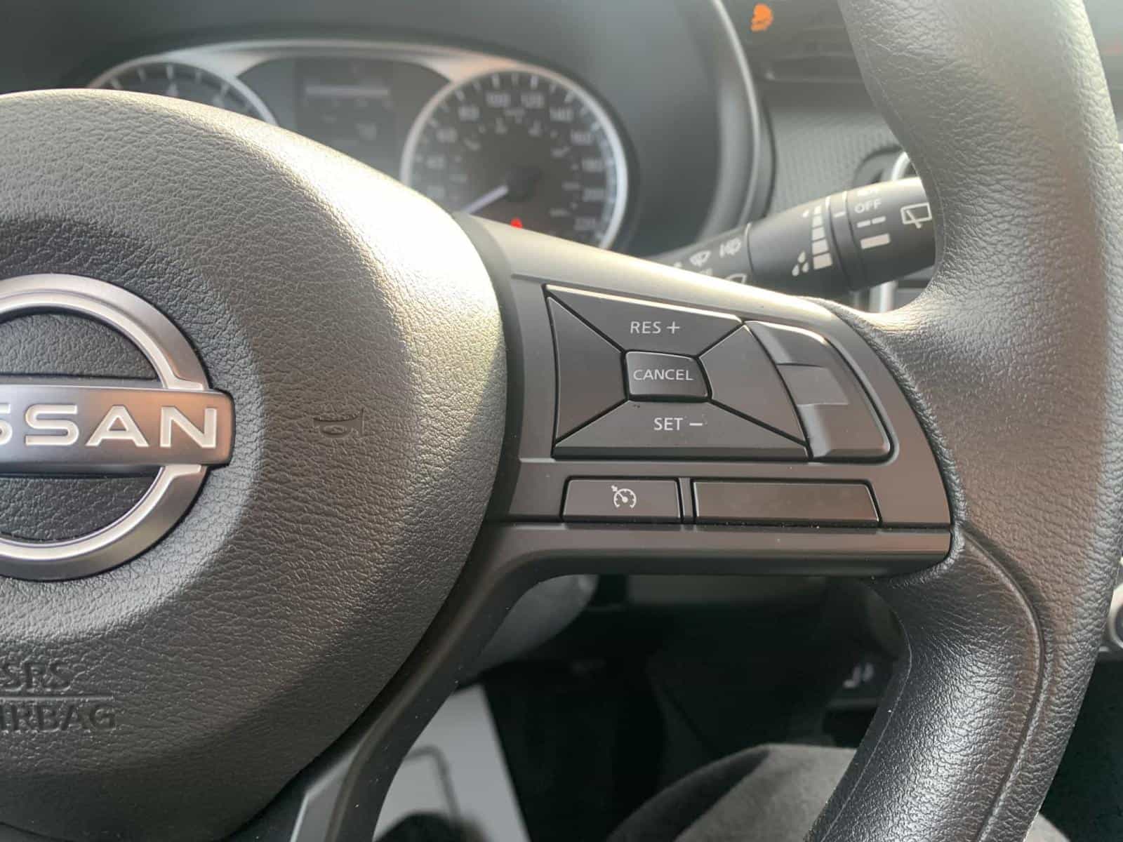 Image 9 Nissan Kicks Play S 2025