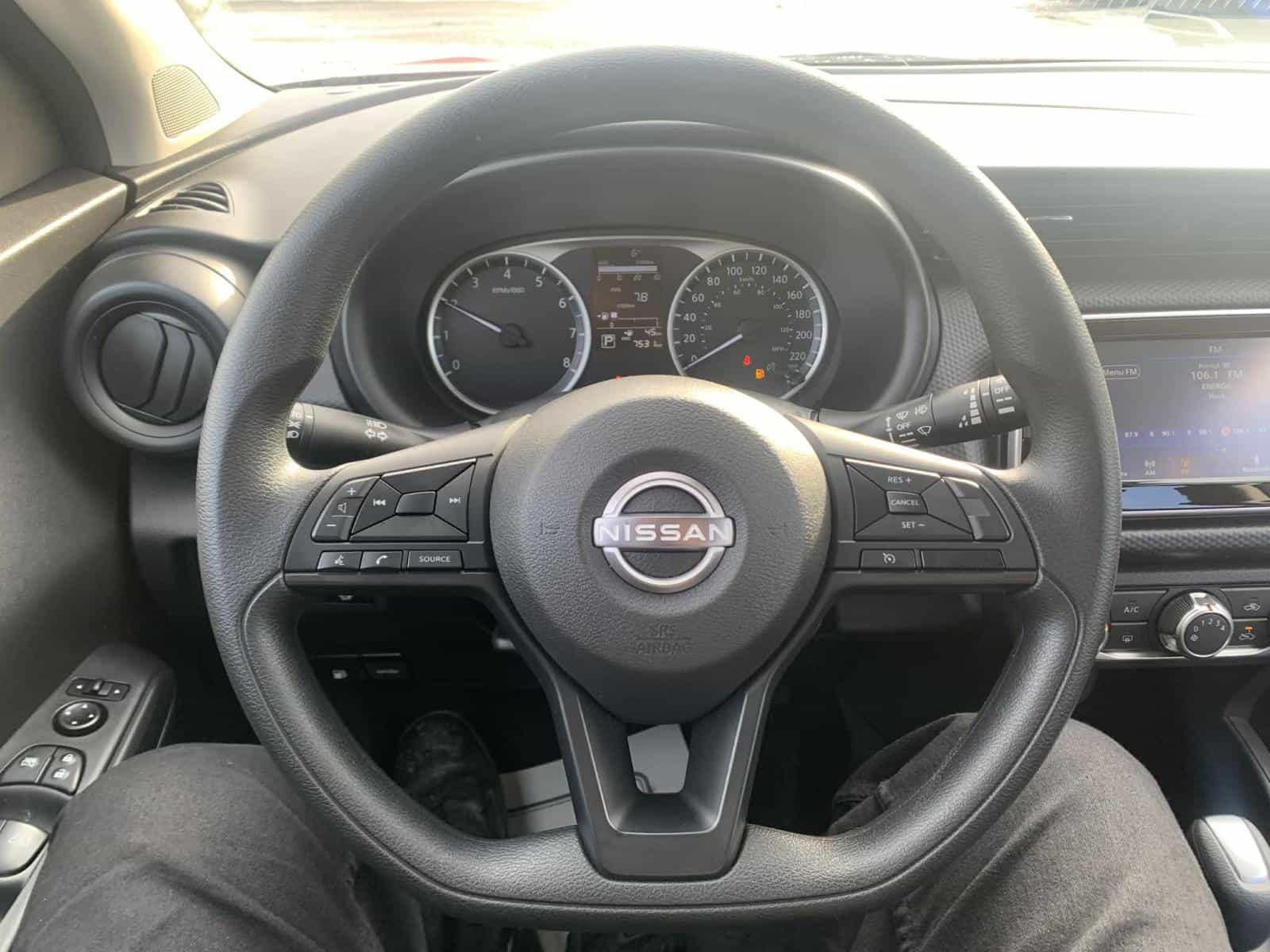 Image 7 Nissan Kicks Play S 2025