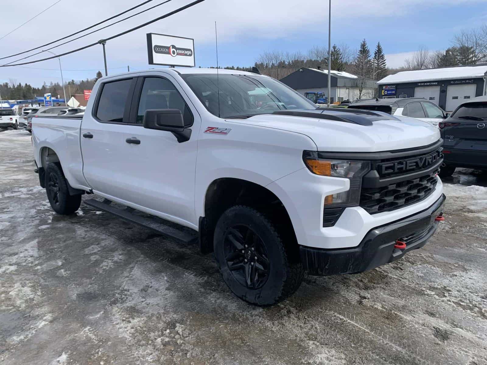 Image 3 Chevrolet Silverado 1500 Custom Trail Boss 2022