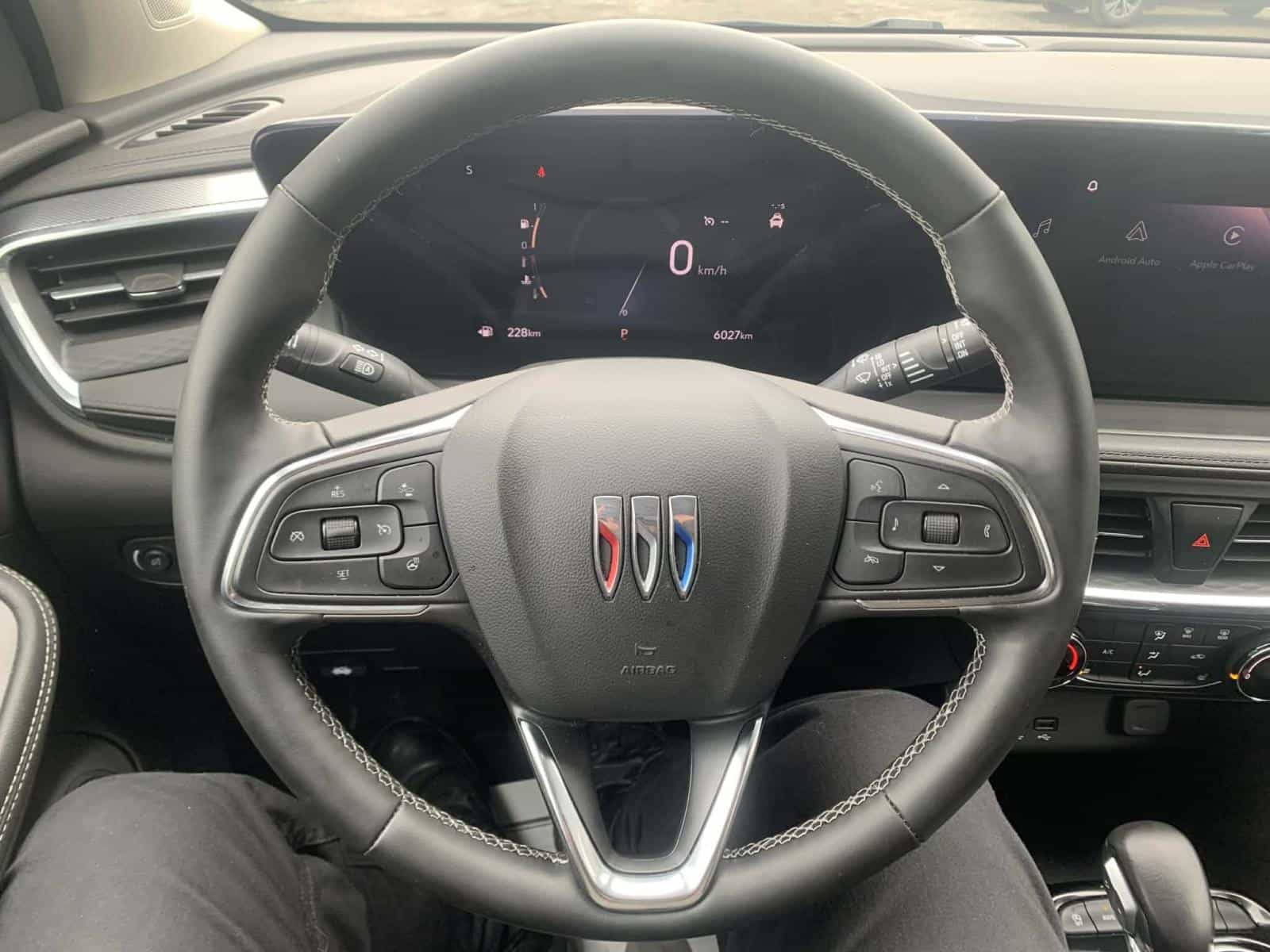 Image 11 Buick Encore GX Preferred 2024