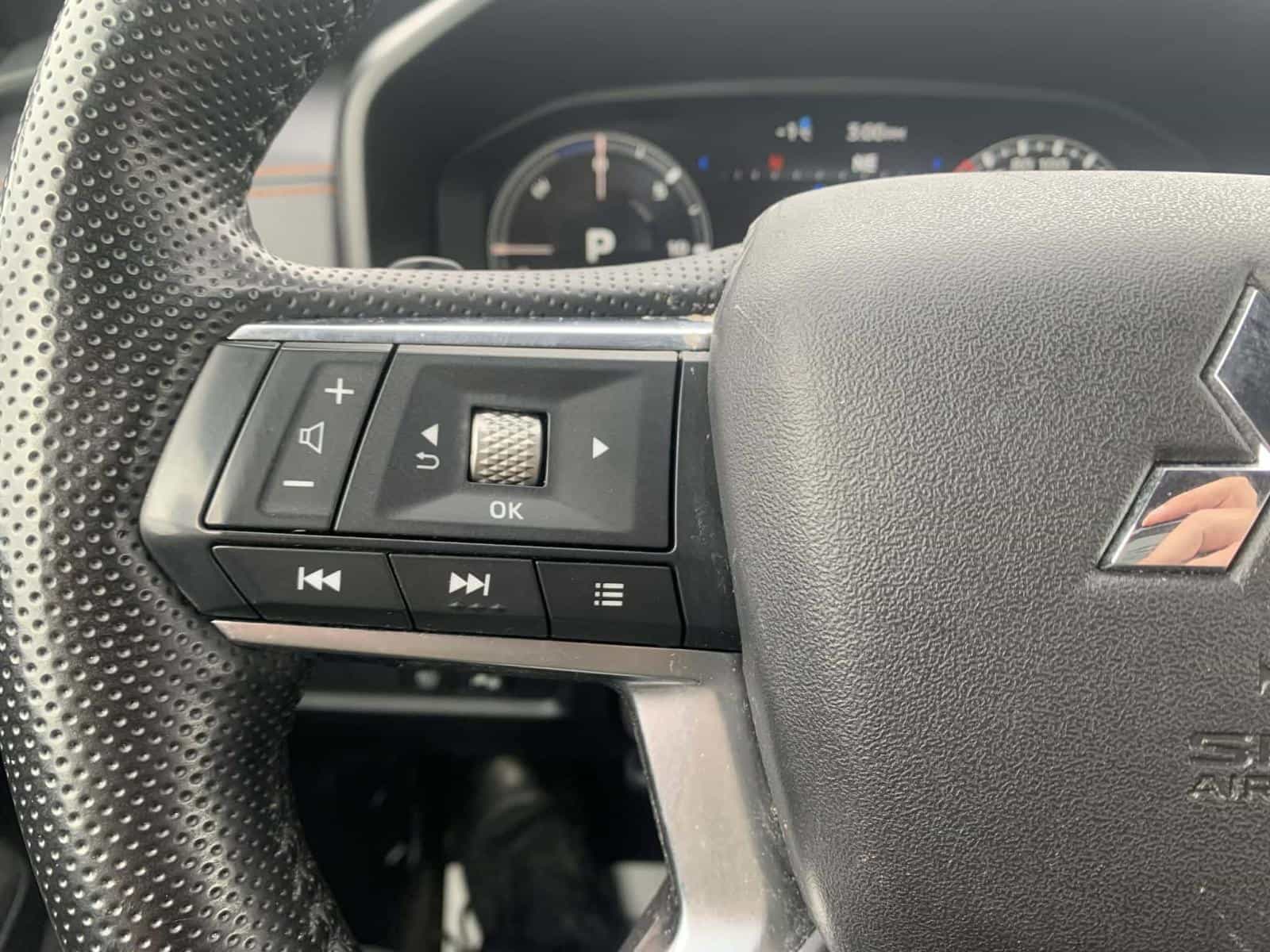 2024 Mitsubishi Outlander GT - Image 18