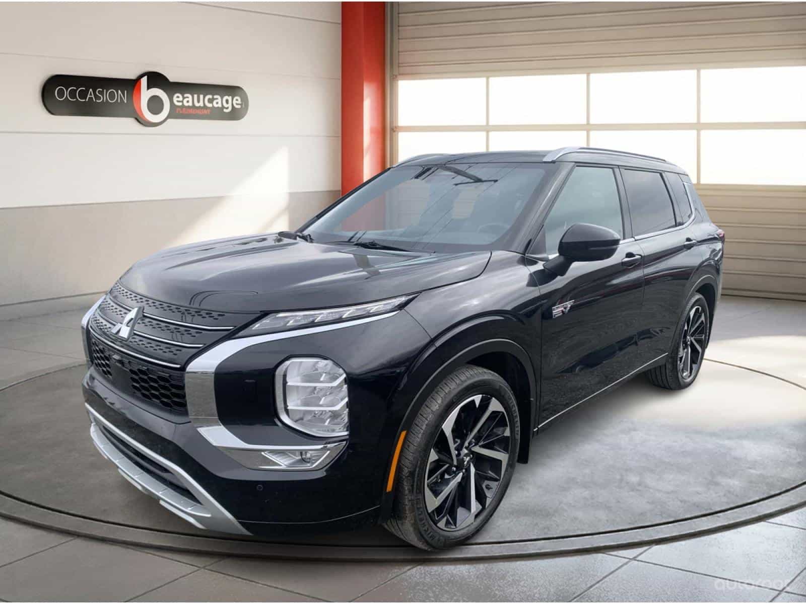 2024 Mitsubishi Outlander GT - Image 1