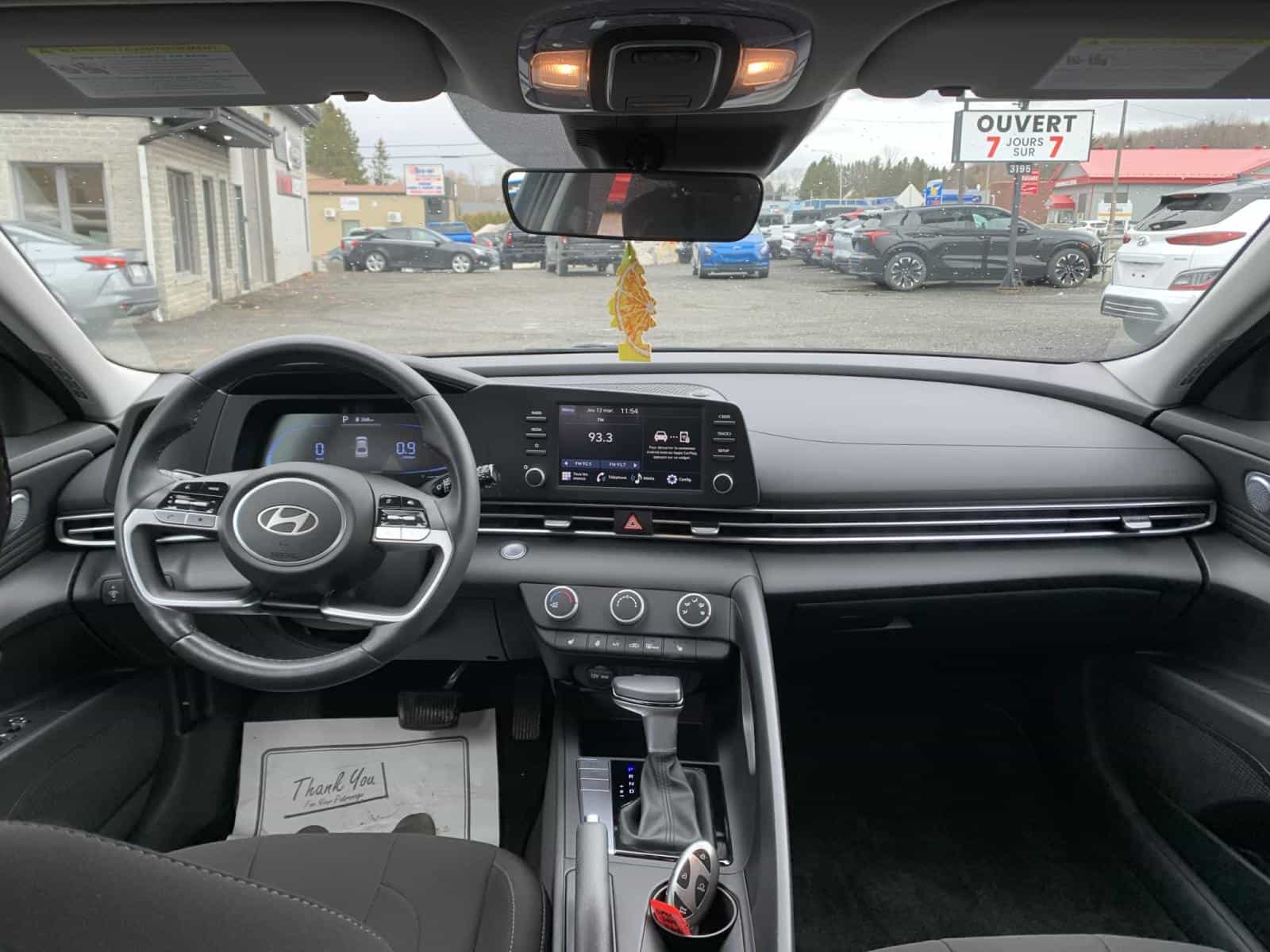 2024 Hyundai Elantra Preferred - Image 10